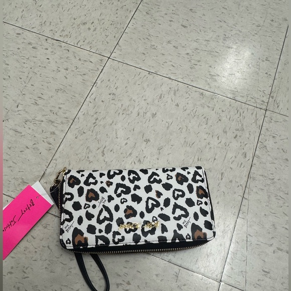 Betsey Johnson wristlet wallet pick one - Picture 2 of 14